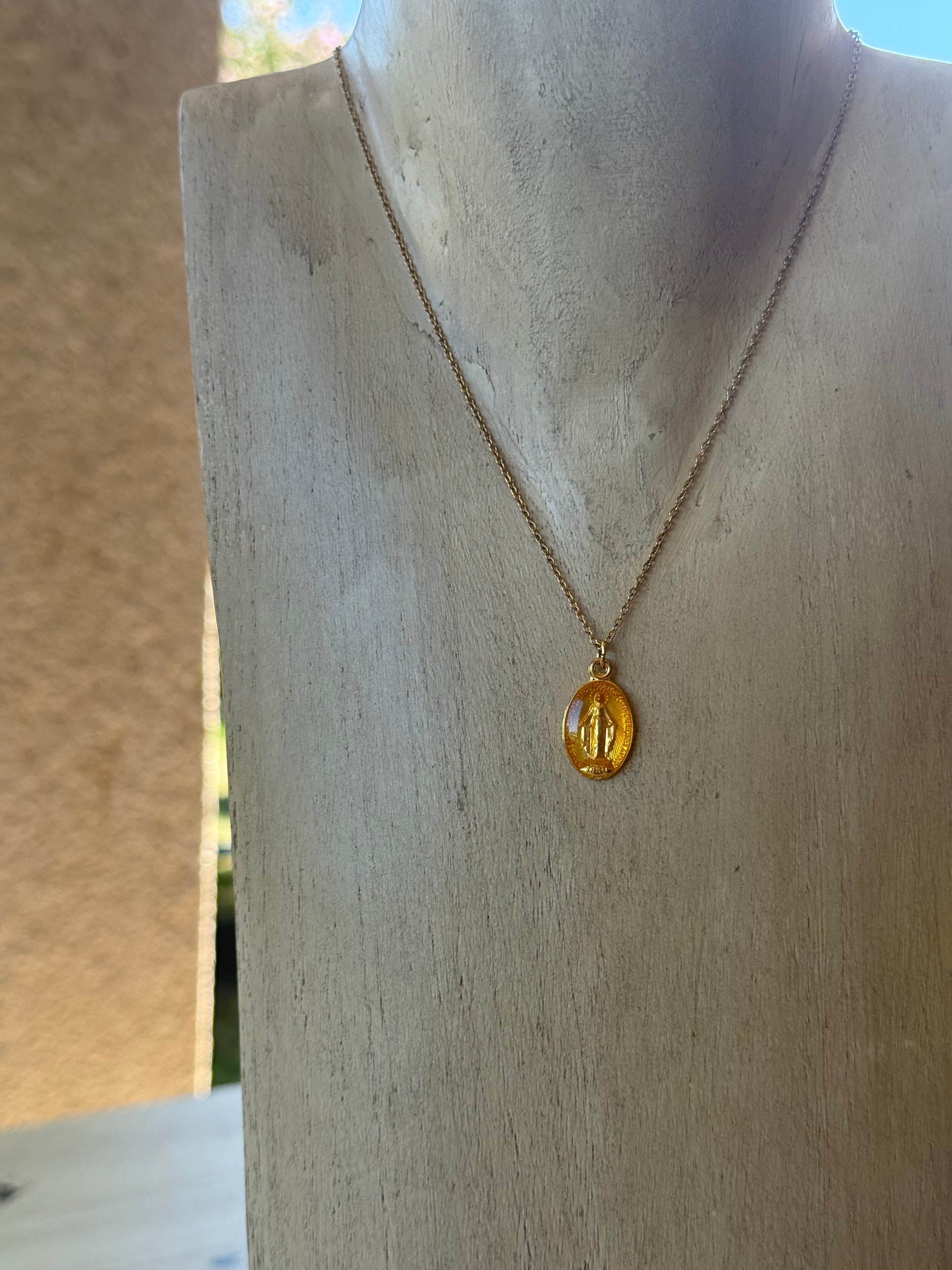 Collier Santa Maria