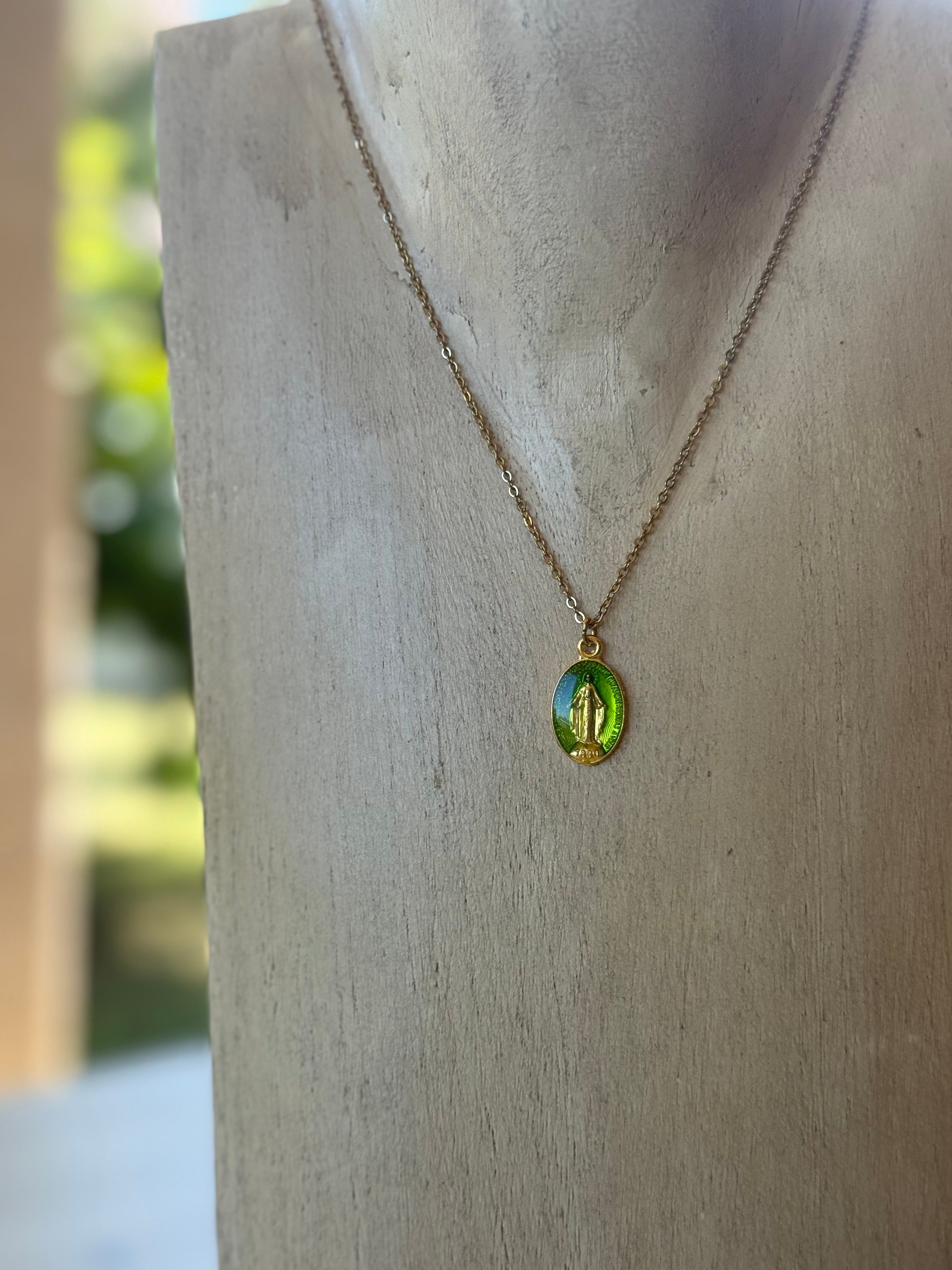 Collier Santa Maria