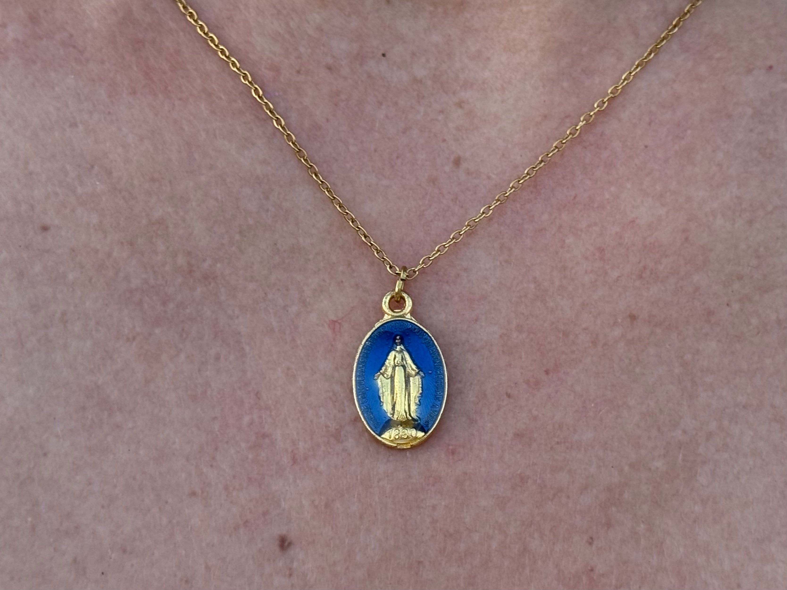 Collier Santa Maria