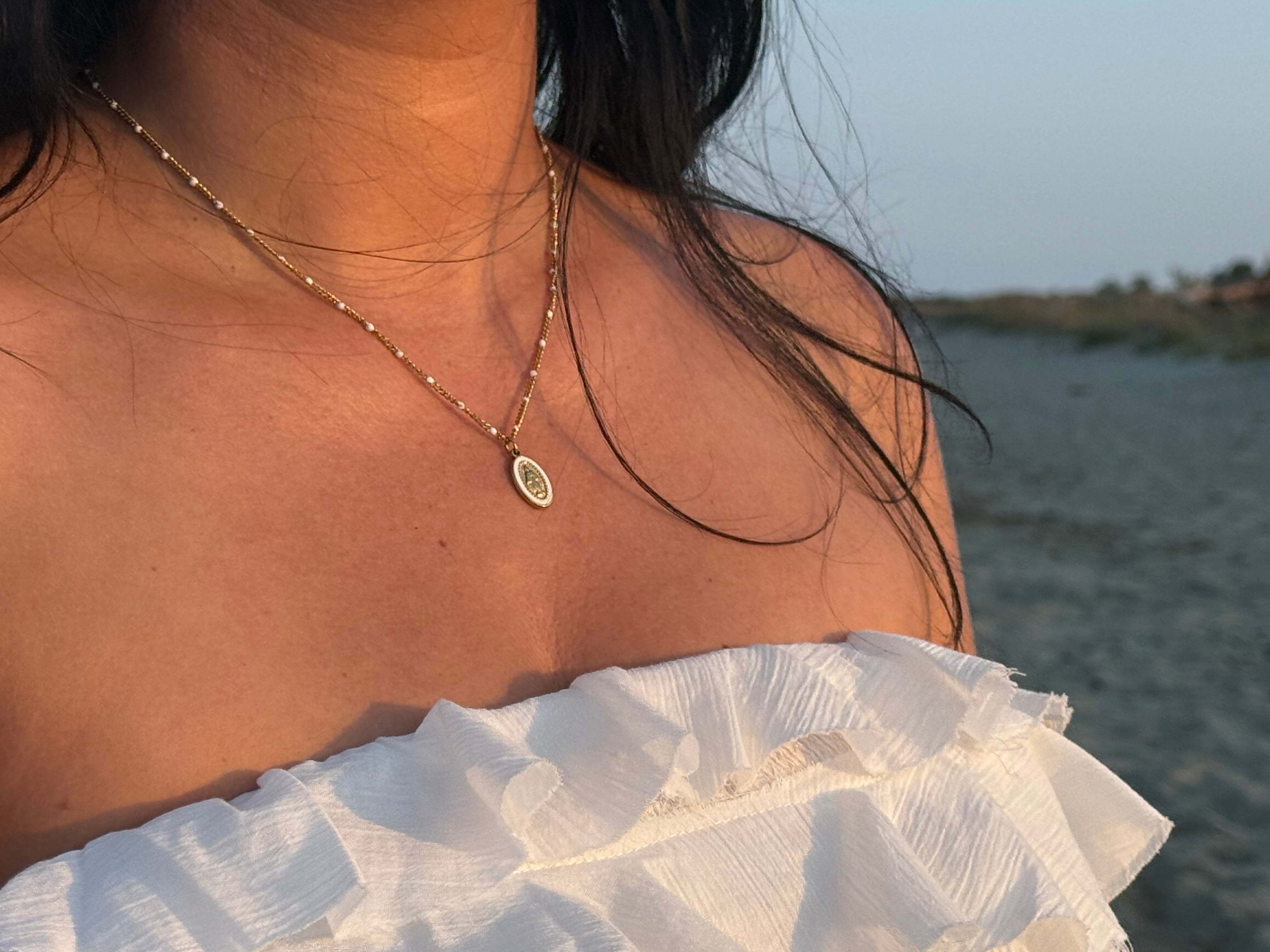 Collier Divina