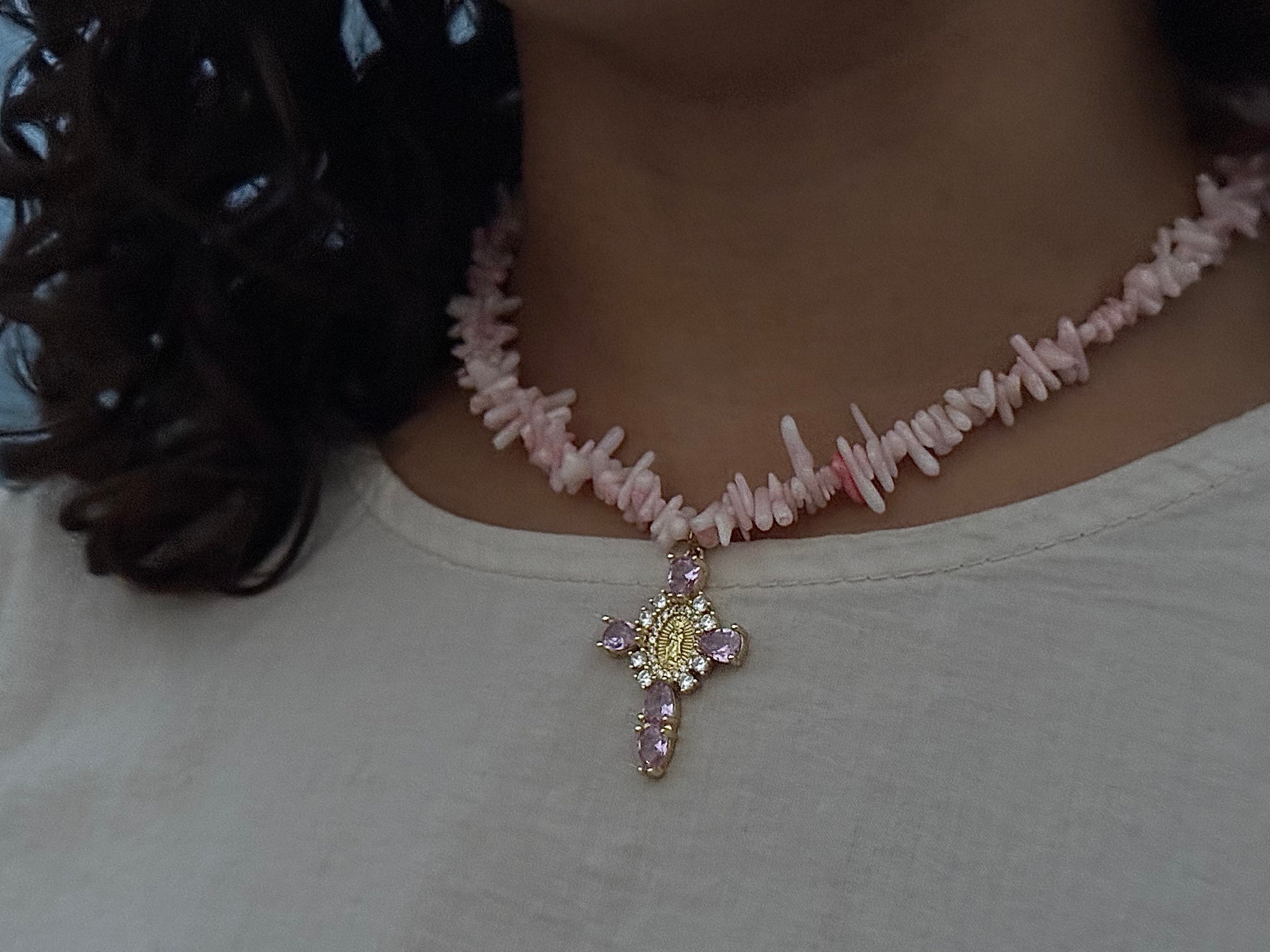 Collier Ava
