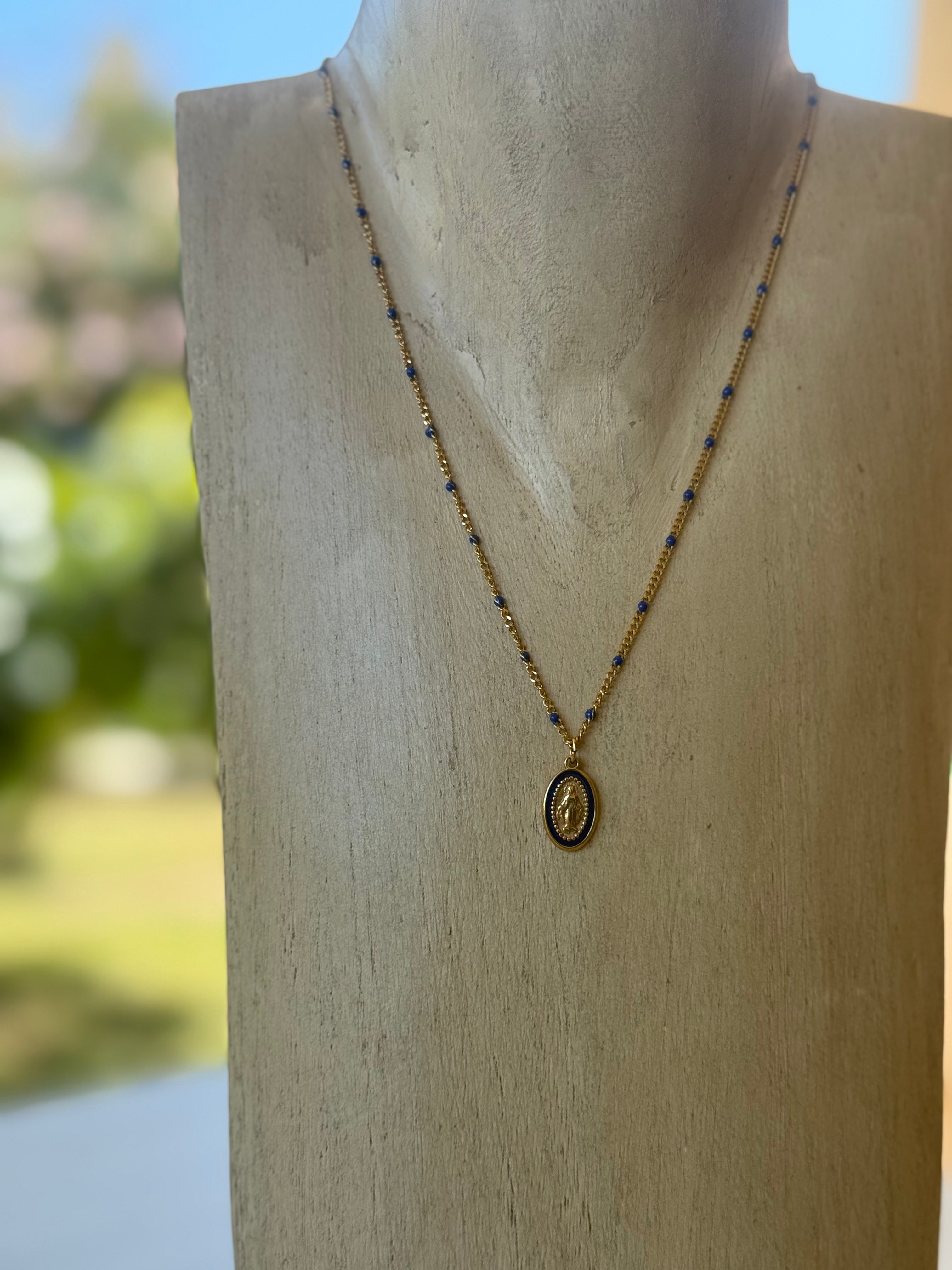 Collier Divina